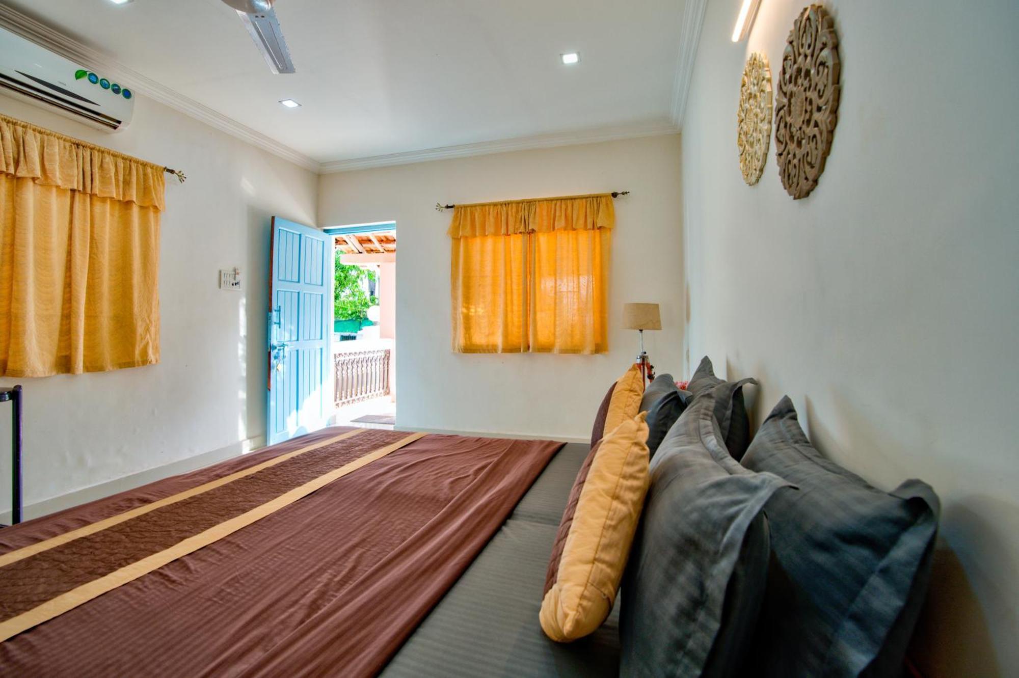 Papilio Beach Front Cottages-Tbv Baga Εξωτερικό φωτογραφία