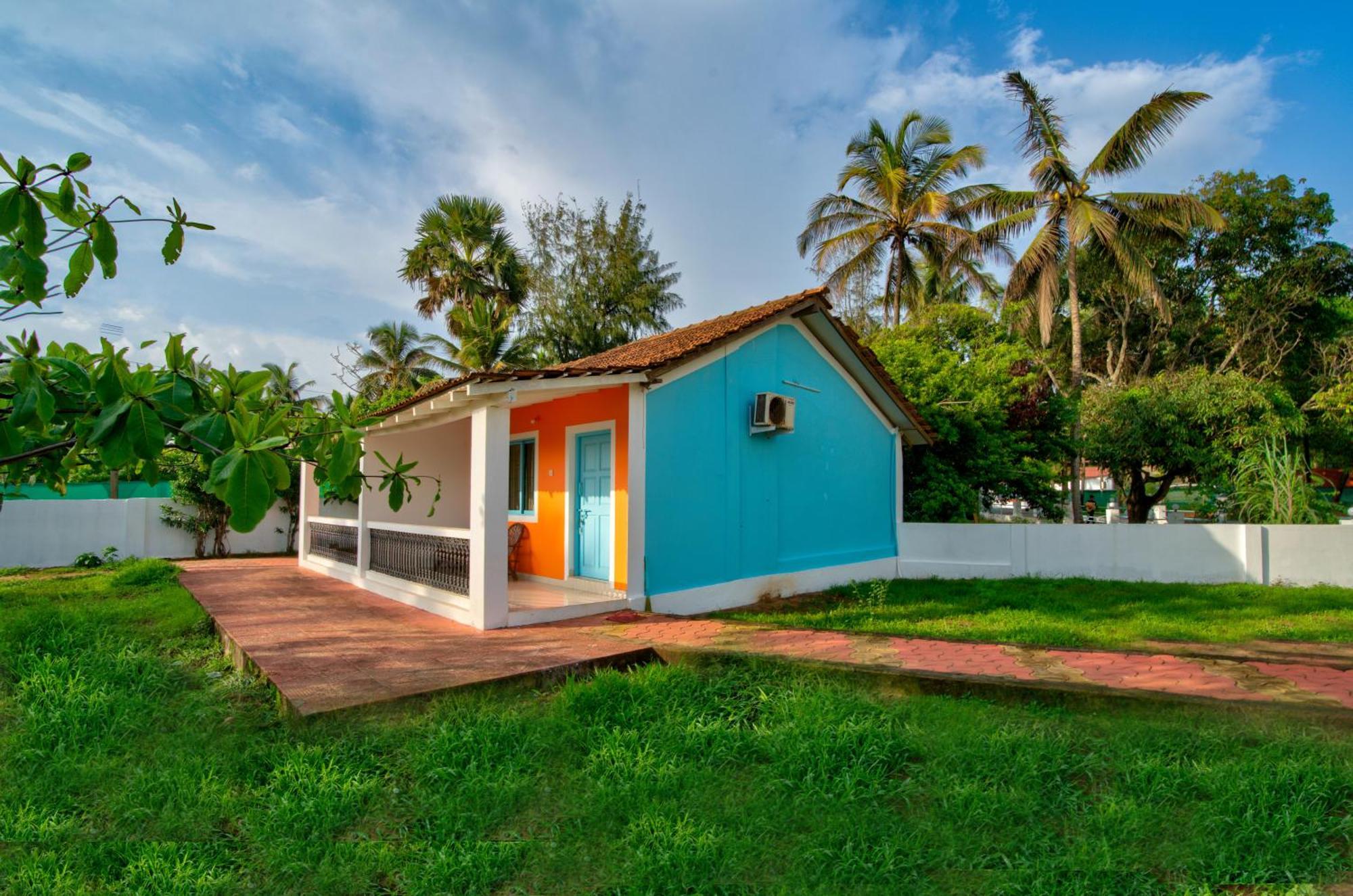 Papilio Beach Front Cottages-Tbv Baga Εξωτερικό φωτογραφία